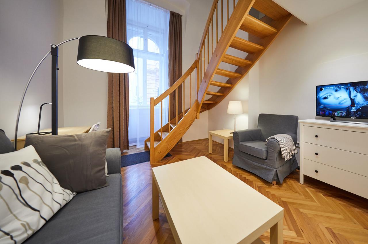 Fewo Oktogon Budapest Exterior photo